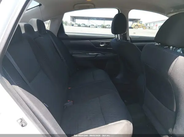 1N4AL3AP6JC237462 2018 NISSAN ALTIMA - Image 8
