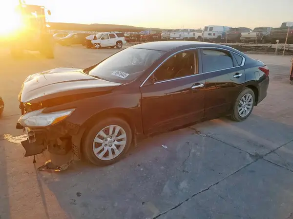 1N4AL3AP6JC238126 2018 NISSAN ALTIMA - Image 1