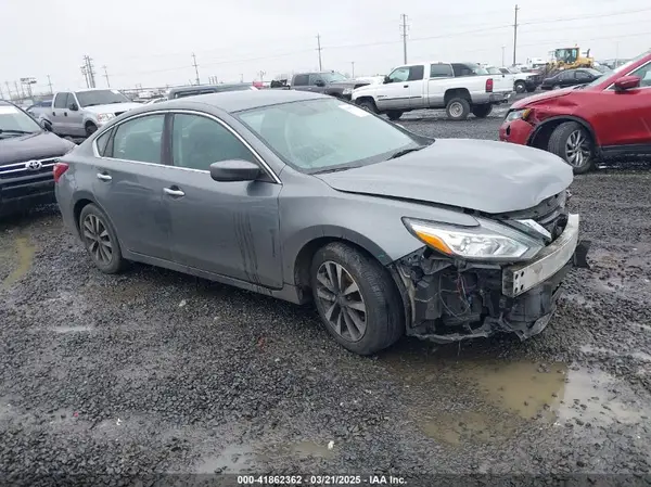 1N4AL3AP6JC240748 2018 NISSAN ALTIMA - Image 1
