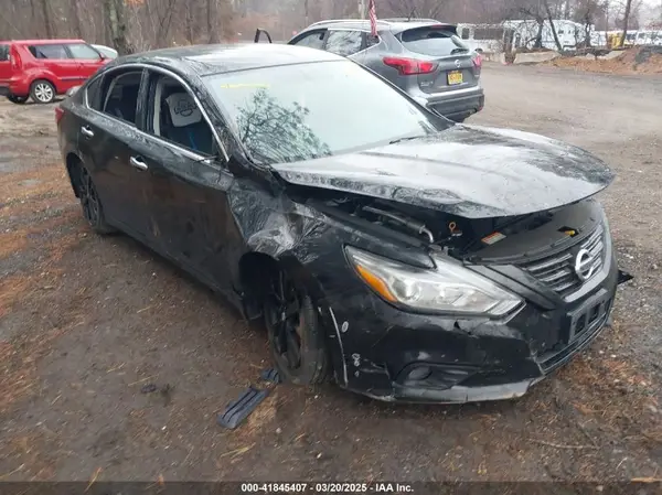 1N4AL3AP6JC244153 2018 NISSAN ALTIMA - Image 1