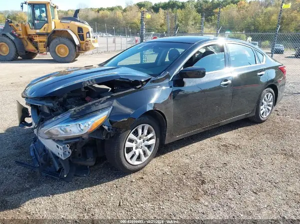1N4AL3AP6JC245898 2018 NISSAN ALTIMA - Image 2