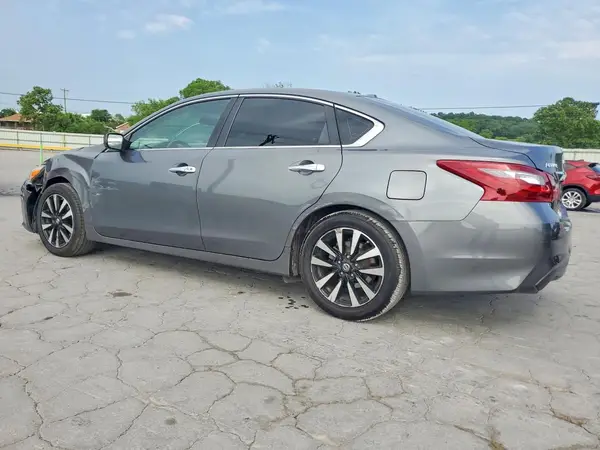 1N4AL3AP6JC248283 2018 NISSAN ALTIMA - Image 2