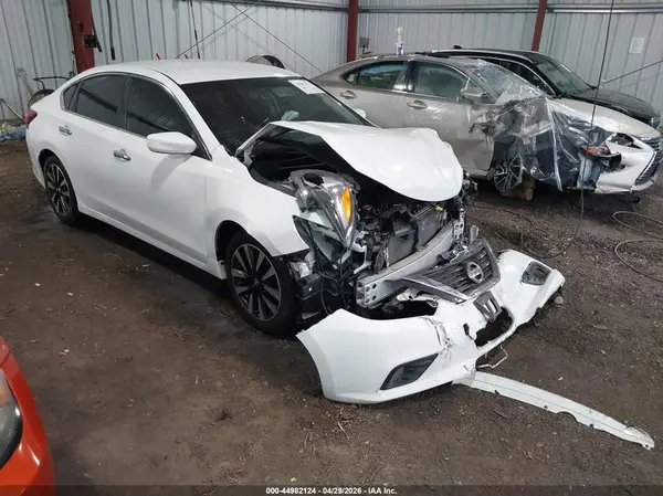 1N4AL3AP6JC250681 2018 NISSAN ALTIMA - Image 1