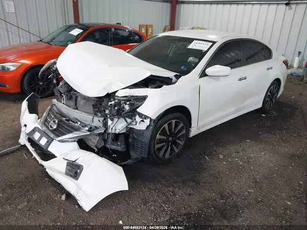 1N4AL3AP6JC250681 2018 NISSAN ALTIMA - Image 2