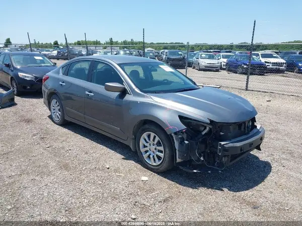 1N4AL3AP6JC252981 2018 NISSAN ALTIMA - Image 1