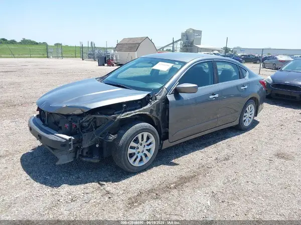 1N4AL3AP6JC252981 2018 NISSAN ALTIMA - Image 2