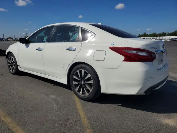 1N4AL3AP6JC254293 2018 NISSAN ALTIMA - Image 2
