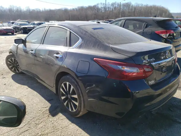 1N4AL3AP6JC255542 2018 NISSAN ALTIMA - Image 2