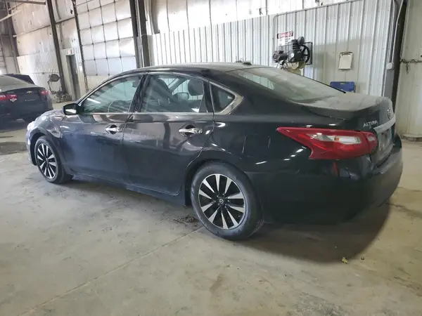 1N4AL3AP6JC259185 2018 NISSAN ALTIMA - Image 2