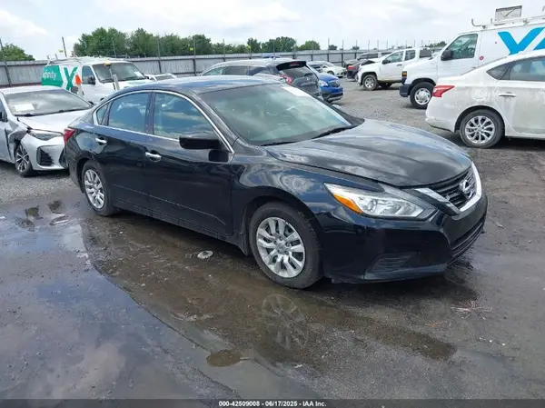 1N4AL3AP6JC259333 2018 NISSAN ALTIMA - Image 1