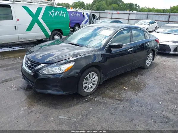 1N4AL3AP6JC259333 2018 NISSAN ALTIMA - Image 2
