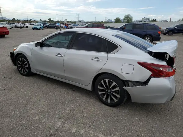 1N4AL3AP6JC260885 2018 NISSAN ALTIMA - Image 2