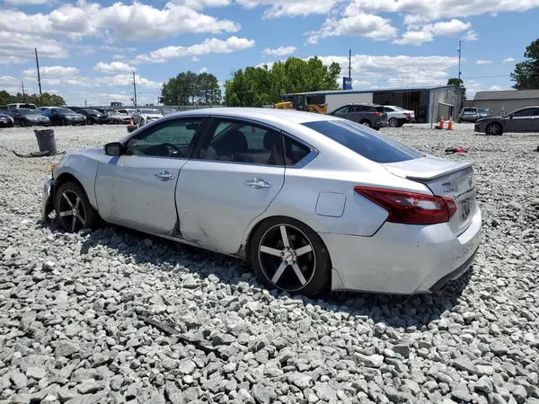 1N4AL3AP6JC262975 2018 NISSAN ALTIMA - Image 2