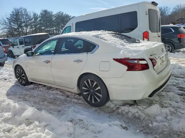 1N4AL3AP6JC266511 2018 NISSAN ALTIMA - Image 2