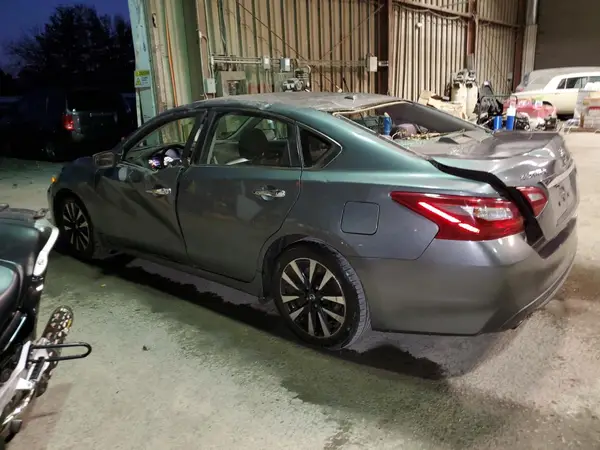 1N4AL3AP6JC267125 2018 NISSAN ALTIMA - Image 2