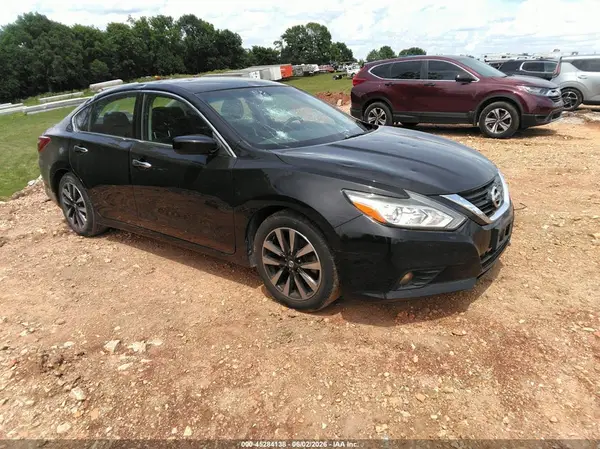 1N4AL3AP6JC267187 2018 NISSAN ALTIMA - Image 1