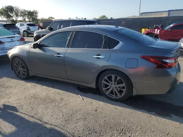 1N4AL3AP6JC268680 2018 NISSAN ALTIMA - Image 2