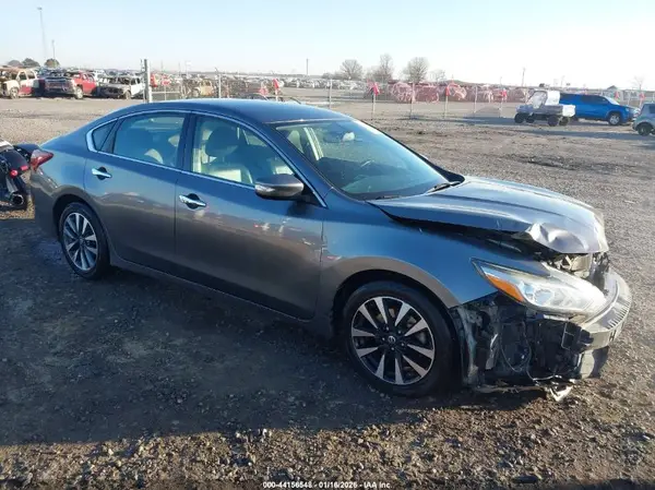 1N4AL3AP6JC269036 2018 NISSAN ALTIMA - Image 1