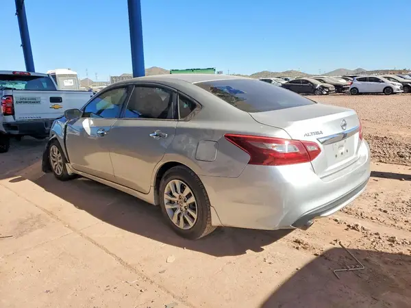 1N4AL3AP6JC269439 2018 NISSAN ALTIMA - Image 2