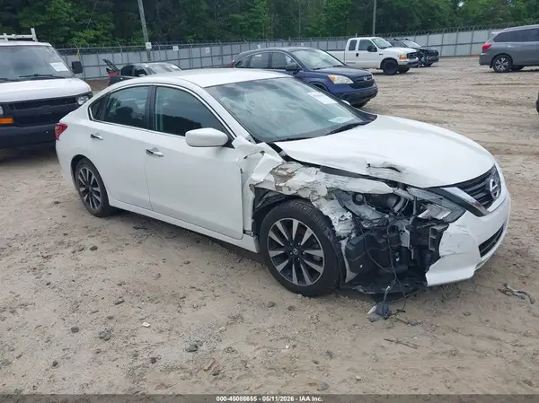 1N4AL3AP6JC269537 2018 NISSAN ALTIMA - Image 1