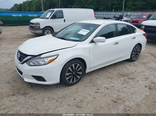 1N4AL3AP6JC269537 2018 NISSAN ALTIMA - Image 2