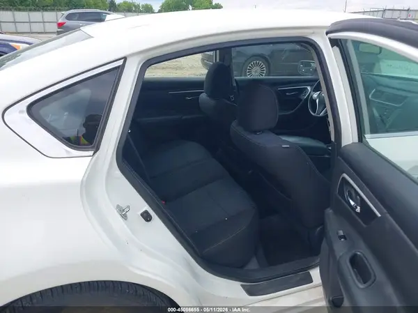 1N4AL3AP6JC269537 2018 NISSAN ALTIMA - Image 8
