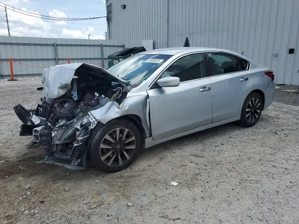 1N4AL3AP6JC269604 2018 NISSAN ALTIMA - Image 1