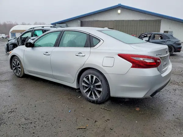 1N4AL3AP6JC269943 2018 NISSAN ALTIMA - Image 2