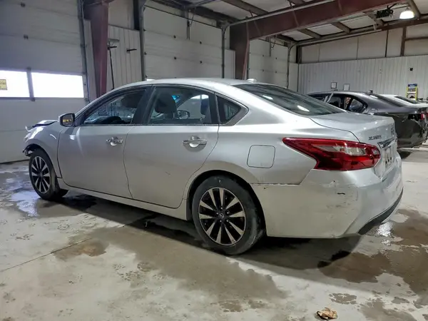 1N4AL3AP6JC271210 2018 NISSAN ALTIMA - Image 2