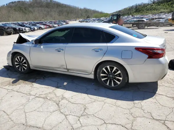 1N4AL3AP6JC271448 2018 NISSAN ALTIMA - Image 2