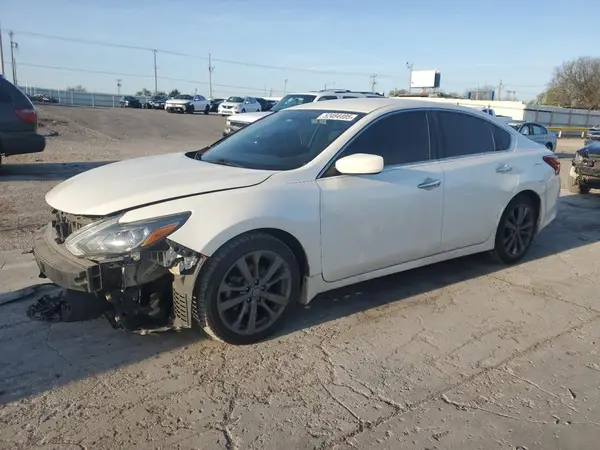 1N4AL3AP6JC271708 2018 NISSAN ALTIMA - Image 1