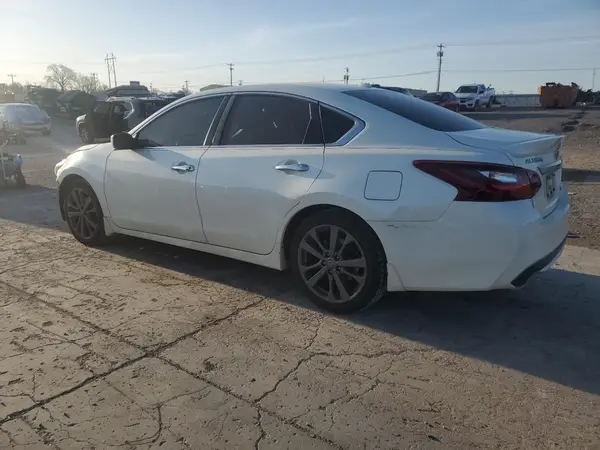 1N4AL3AP6JC271708 2018 NISSAN ALTIMA - Image 2
