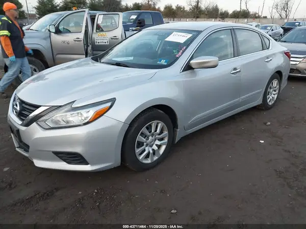 1N4AL3AP6JC275094 2018 NISSAN ALTIMA - Image 2
