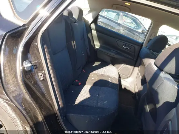 1N4AL3AP6JC277685 2018 NISSAN ALTIMA - Image 8