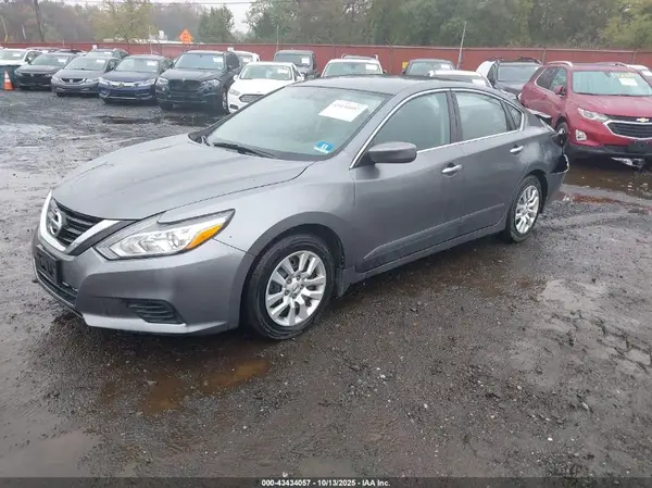 1N4AL3AP6JC279517 2018 NISSAN ALTIMA - Image 2
