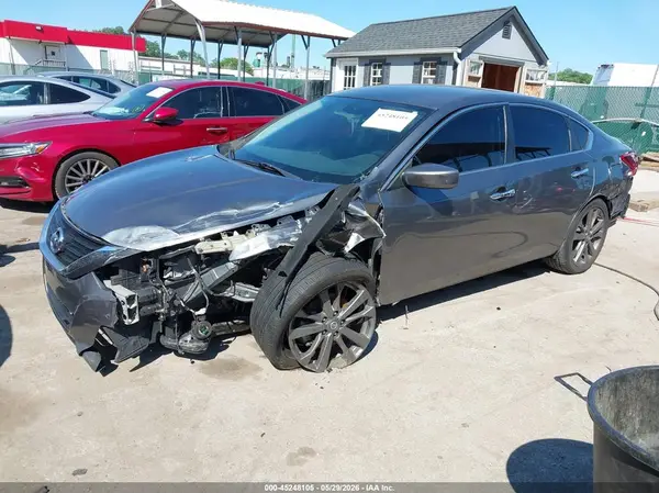 1N4AL3AP6JC282871 2018 NISSAN ALTIMA - Image 2
