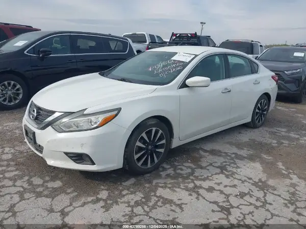 1N4AL3AP6JC282904 2018 NISSAN ALTIMA - Image 2