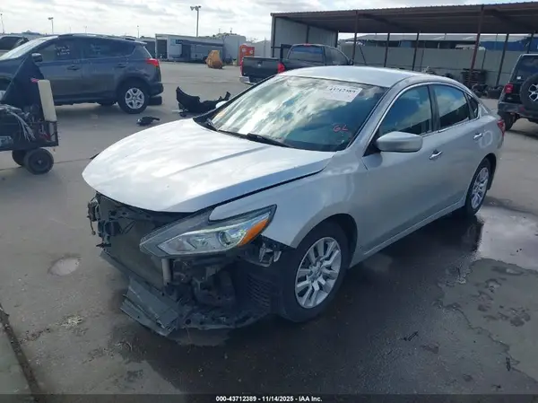 1N4AL3AP6JC283471 2018 NISSAN ALTIMA - Image 2