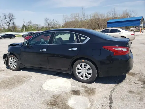 1N4AL3AP6JC284555 2018 NISSAN ALTIMA - Image 2