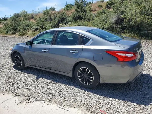 1N4AL3AP6JC284622 2018 NISSAN ALTIMA - Image 2