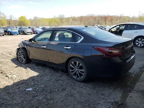 1N4AL3AP6JC285463 2018 NISSAN ALTIMA - Image 2