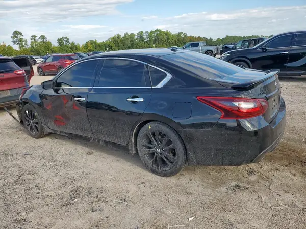 1N4AL3AP6JC285589 2018 NISSAN ALTIMA - Image 2