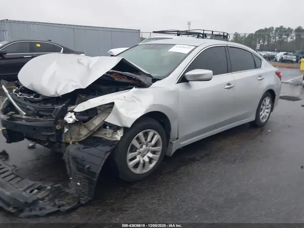 1N4AL3AP6JC287049 2018 NISSAN ALTIMA - Image 2