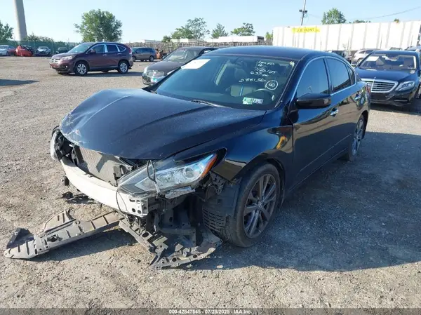 1N4AL3AP6JC288136 2018 NISSAN ALTIMA - Image 2