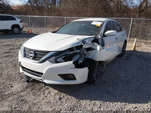 1N4AL3AP6JC288914 2018 NISSAN ALTIMA - Image 2