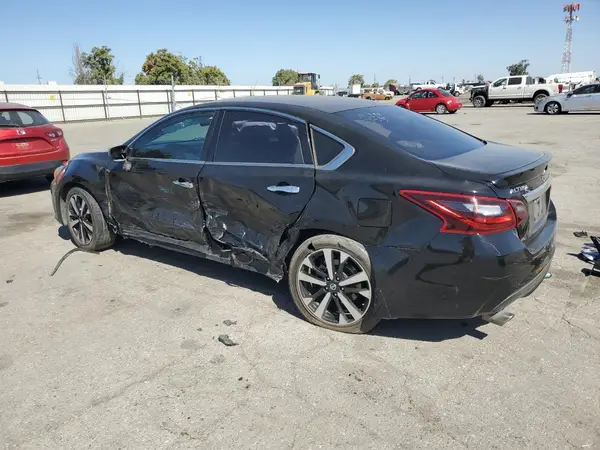 1N4AL3AP6JC290582 2018 NISSAN ALTIMA - Image 2
