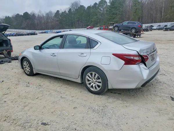 1N4AL3AP6JC292428 2018 NISSAN ALTIMA - Image 2