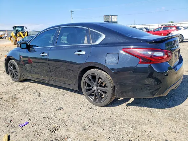 1N4AL3AP6JC294759 2018 NISSAN ALTIMA - Image 2