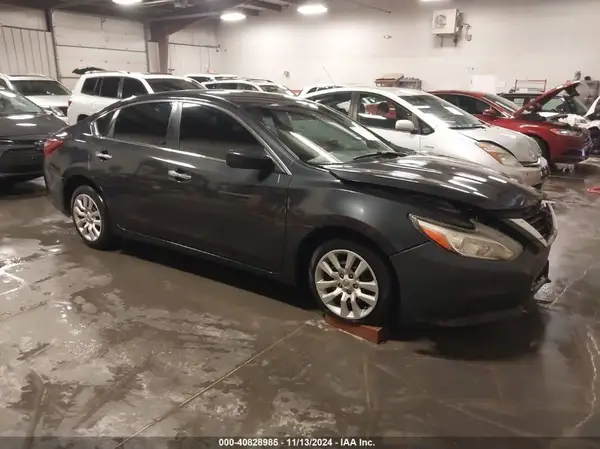 1N4AL3AP6JC296186 2018 NISSAN ALTIMA - Image 1
