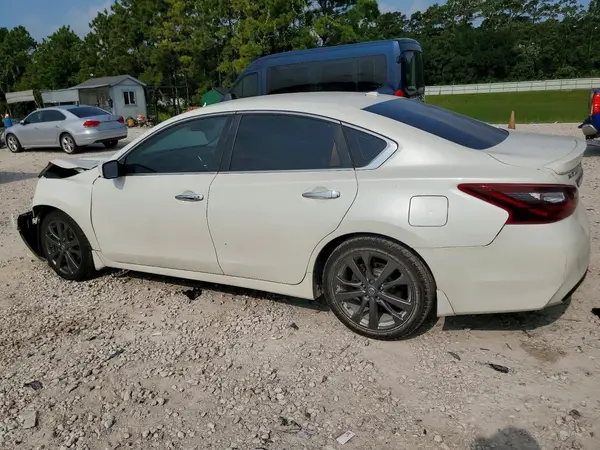 1N4AL3AP6JC298116 2018 NISSAN ALTIMA - Image 2